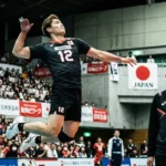 バレーボール日本代表・西田有志の驚異的なジャンプと、笑顔で見守る妻・古賀紗理那の夫婦ツーショット